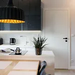 Faltom 15 Yacht Park Parking Apartment *