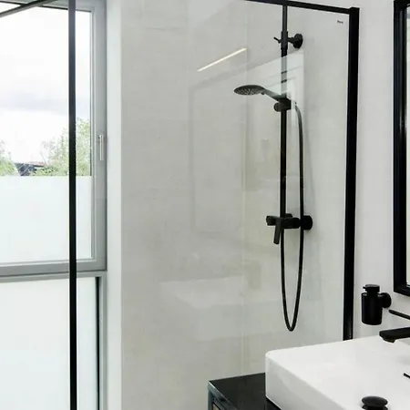 Faltom 15 Yacht Park Apartmán *