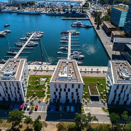 Faltom 15 Yacht Park Parking Lejlighed Gdynia