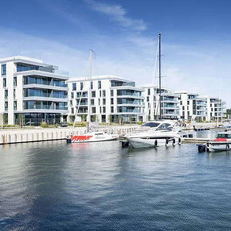 Faltom 15 Yacht Park Parking Gdynia