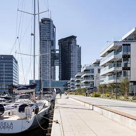 Faltom 15 Yacht Park Parking Apartment *