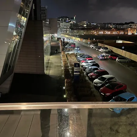 Faltom 15 Yacht Park Parking غدينيا