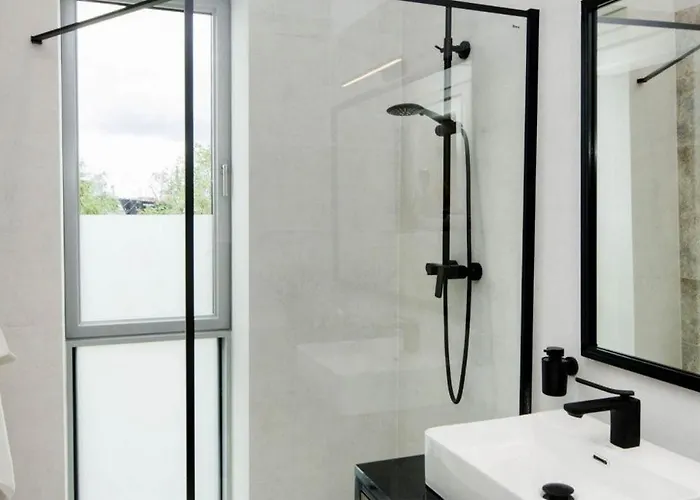 Faltom 15 Yacht Park Apartamento *